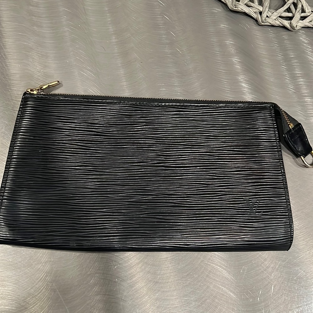 Louis Vuitton Clutch